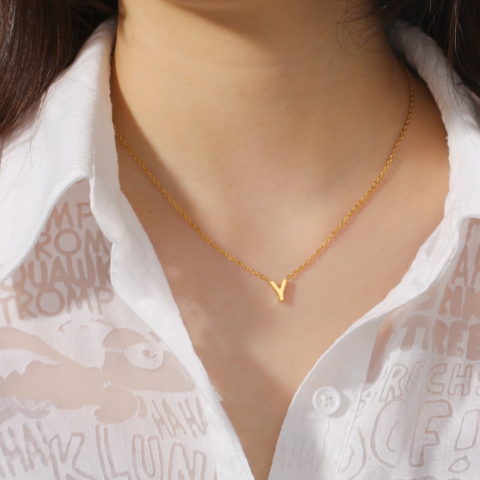 Swinging A - Z Initial Necklace - The Namely Mine thenamelymine