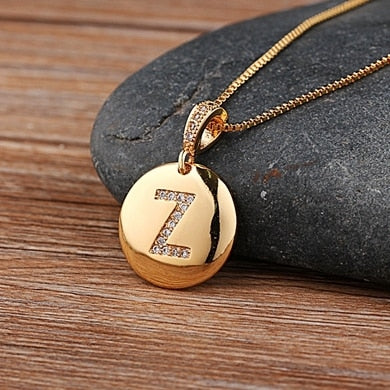 Circle of Light Initial Pendant Necklace - Z The Namely Mine thenamelymine